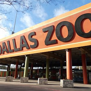 Dallas Zoo Entrance - Mar. 2022