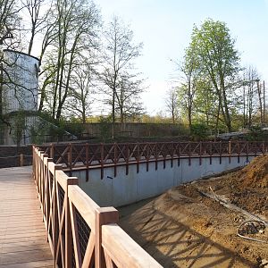 Orangutan project construction update 2022-04-12 - New wooden walkway and visitor area