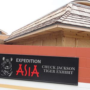 Expedition Asia example exhibit signs and Architecture