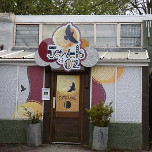 Jewels of Oz enclosure