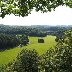Landscape view of the Lesse Valley and the lower part of the wildlife park, 2021-08-15