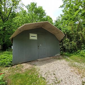 Kentucky Reptile Zoo - Giants building