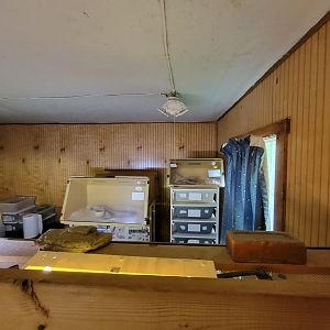 Kentucky Reptile Zoo - North America building, behind public area