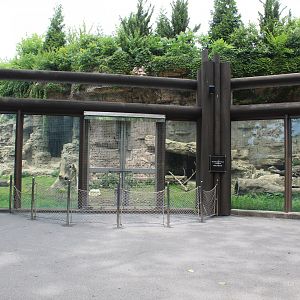 Grizzly Ridge (Grizzly Bear Exhibit)