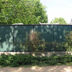 Hippo house aviary holding building, 2022-05-26