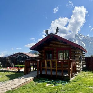 Old Entrance to Pastures.