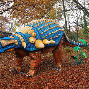 Example of temporary light sculptures for DinoLights winter event, 2021-11-23