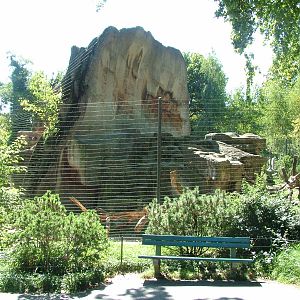 Snow Leopard enclosure at Basel Zoo 30/08/09