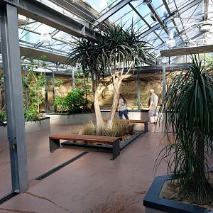 Small mammal & bird house - overview