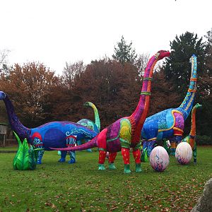 Example of temporary light sculptures for DinoLights winter event, 2021-11-23