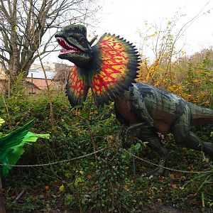 Example of temporary light sculptures for DinoLights winter event, 2021-11-23