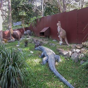 Prehistoric Australian Fauna - and a Komodo Dragon