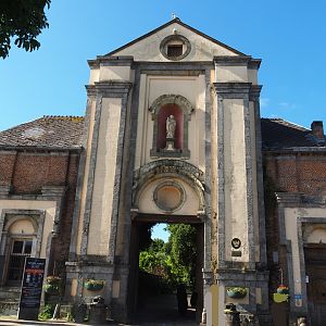 Current main entrance - Historic monastery entrance gate, 2022-06-28