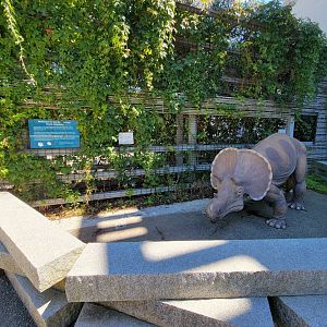 Ecotarium - Statue outside ground/first floor of building
