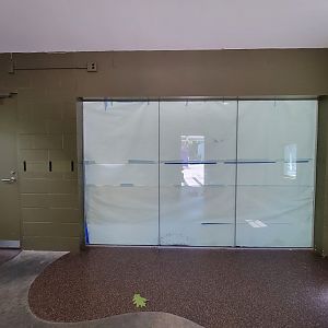 Ecotarium - Closed exhibit, no signage