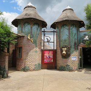 Emerald Animal World's Entrance