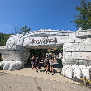 Asia Quest - entrance sign