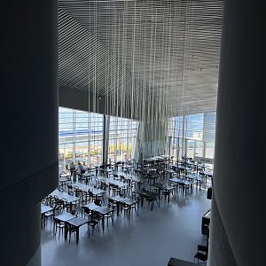 Restaurant - seating area overview
