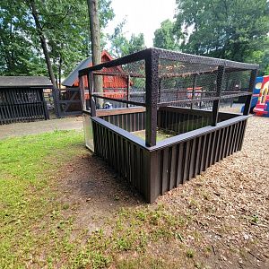 Lupa Zoo - Empty area