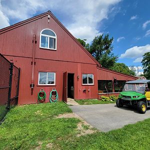 Ripley Waterfowl Conservancy - Barn entrance