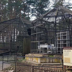 Former Lynx, Snow leopard and Tiger exhibits, built in 1913