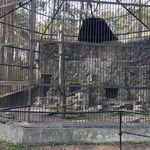 Former Tiger exhibit, built in 1913