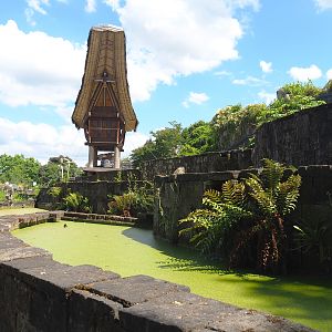 Rice terraces and Tana Toraja rice barn theming in The Kingdom of Ganesha, 2022-06-28