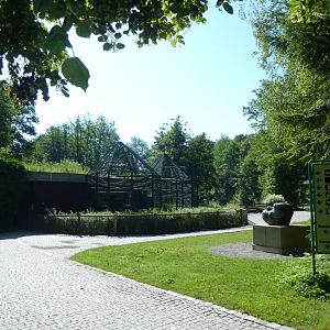 White-handed lar house and outside cages