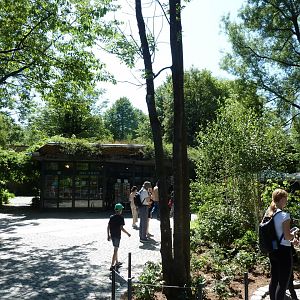 Main entrance - Zoo shop