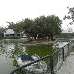 Lake with islands - Parque Zoológico Huachipa
