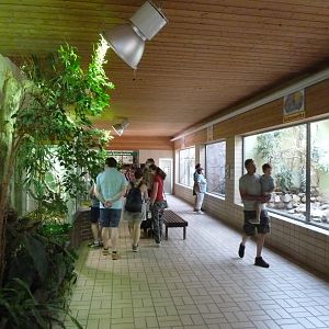 Tropenhalle (birdhouse) - left wing