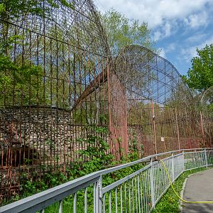 old enclosure of brown bears