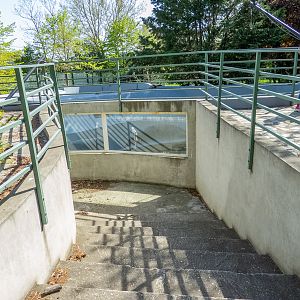 outdoor enclosure of pinnipeds