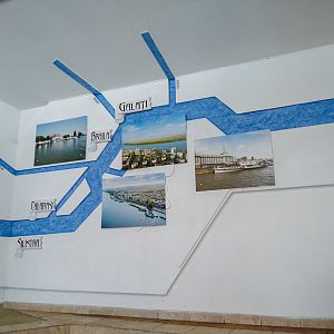 foyer of the aquarium with the course of the river Danube