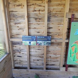 Signs for Grey crowned=crane and Kirk's Dik-dik enclosure 230922