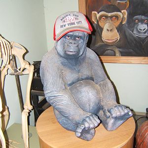 Gorilla Statue