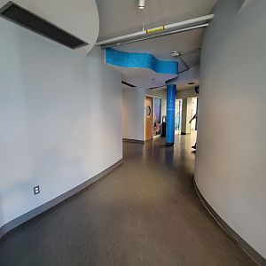 Aquarium du Quebec - Pavillon des eaux douces et salées, 3rd floor, hallway