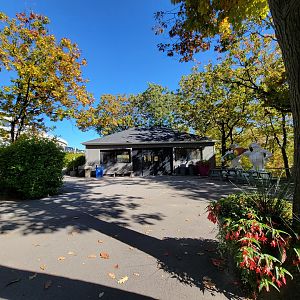Aquarium du Quebec - Class building