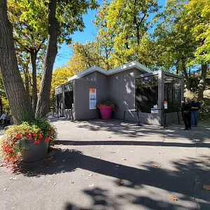 Aquarium du Quebec - Owl pavilion