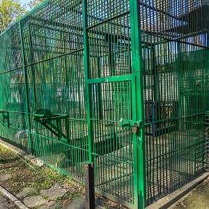 Enclosure of bunnies (former big cats)