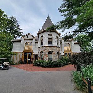 RWPZ 7/22 - Sophie Danforth Administration Building