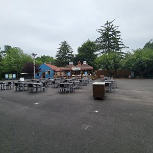 RWPZ 7/22 - Nourish Plaza