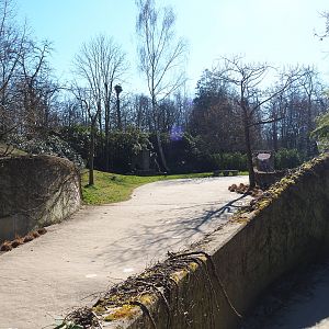 Access road from tunnel to park for wheelchair and child carriage users, 2022-03-08