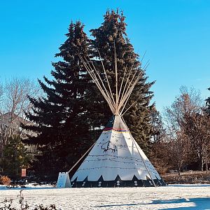 This structure was not in the Canadian Wilds section.  I’m not sure if it is merely decorative or used in functions