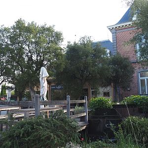 1780 manor house with restaurant 'Stork' and terraces, 2022-04-12