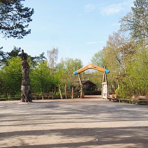 Park view near Przewalsi's horses and Australian section entrance, 2022-04-12