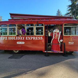 Elmwood Park - Holiday decor
