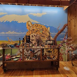 Southwick 7/22 - Lovely mural in gift shop by big cats
