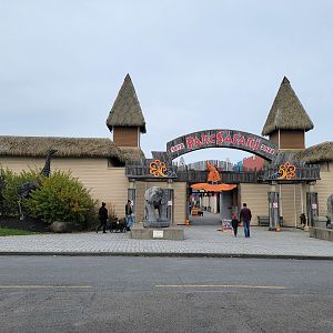 Parc Safari - Walk-through entrance