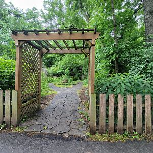 Nashville Zoo 5/22 - Grassmere Plantation garden entrance